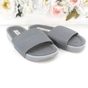 Steve Madden Grey Maddie Platform Flat Slip-On Sandals Size 7
